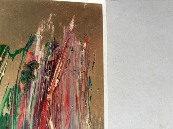 Traces of Red and Green