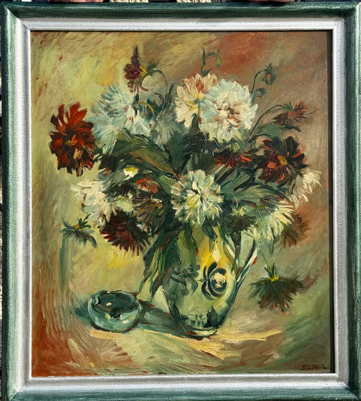 Csendélet hamutartóval