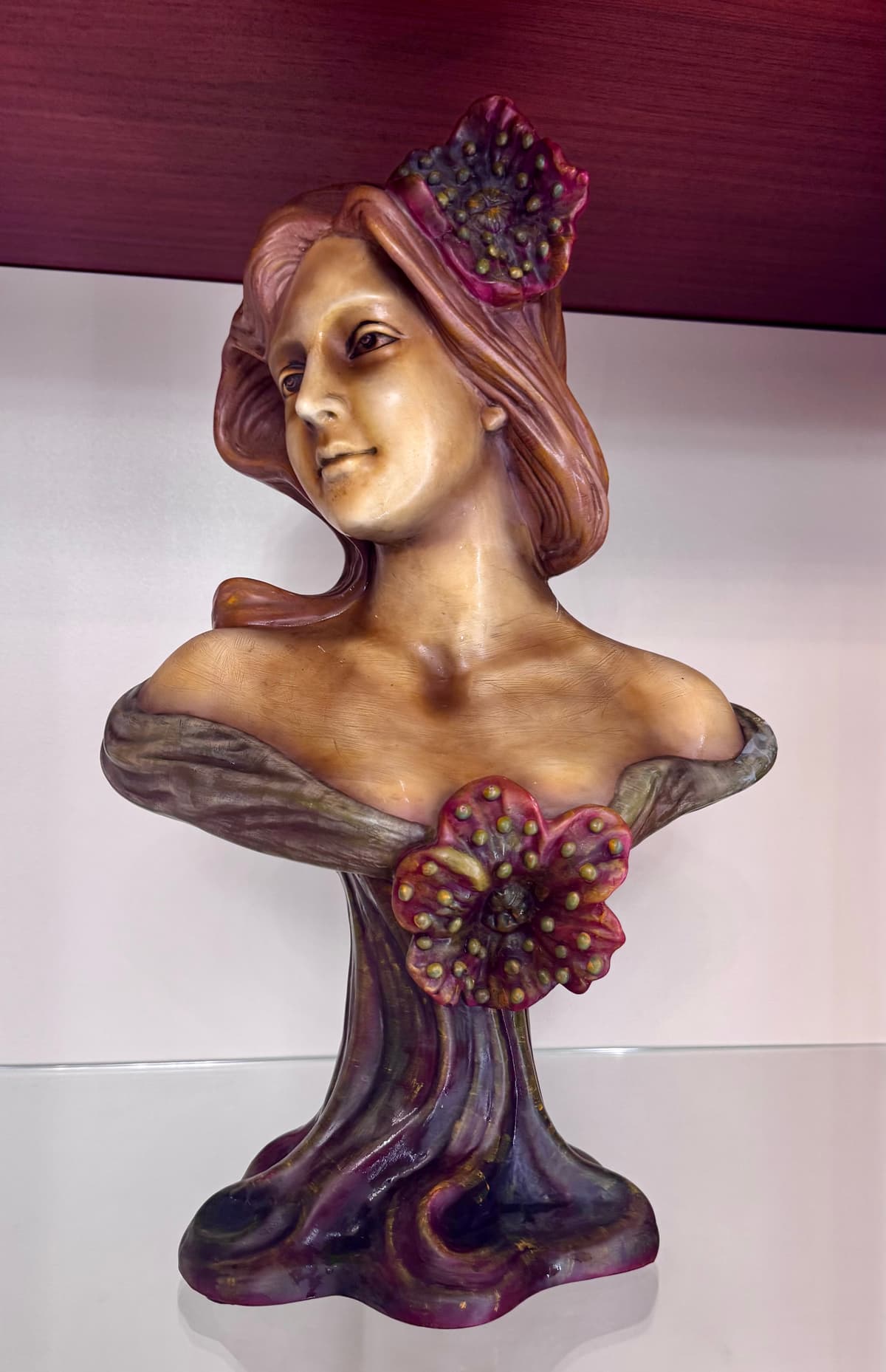 Női terrakotta büst