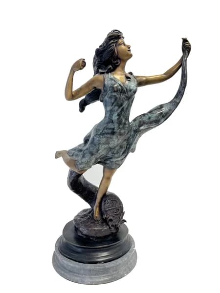 Dancer Woman