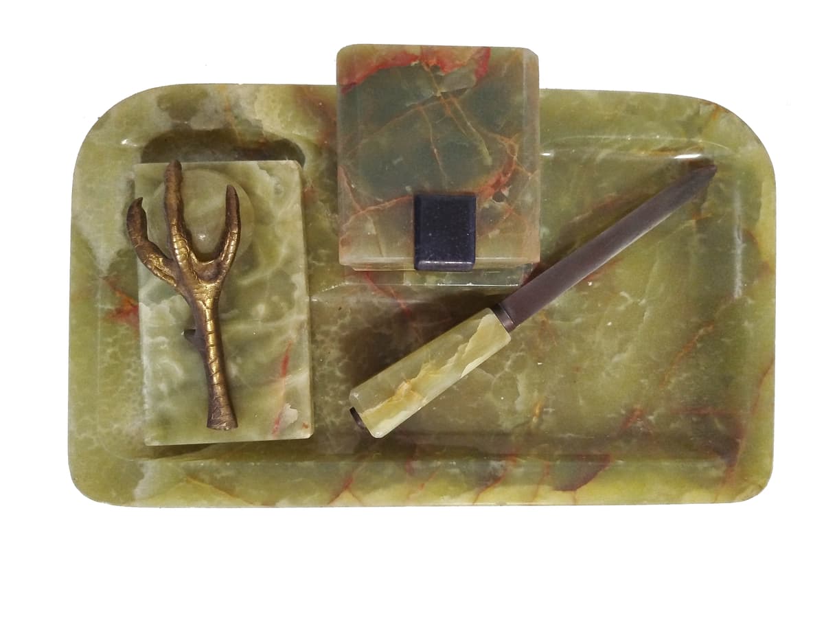 Art Deco íróasztali garnitúra ónixból