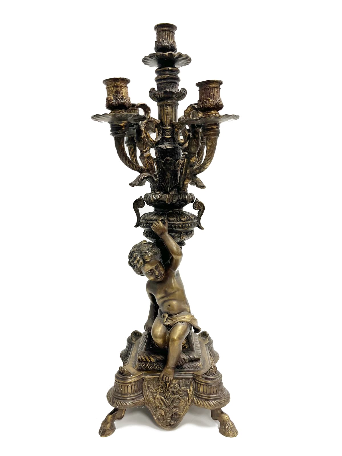 Fényőrző puttó... –  ötágú bronz gyertyatartó