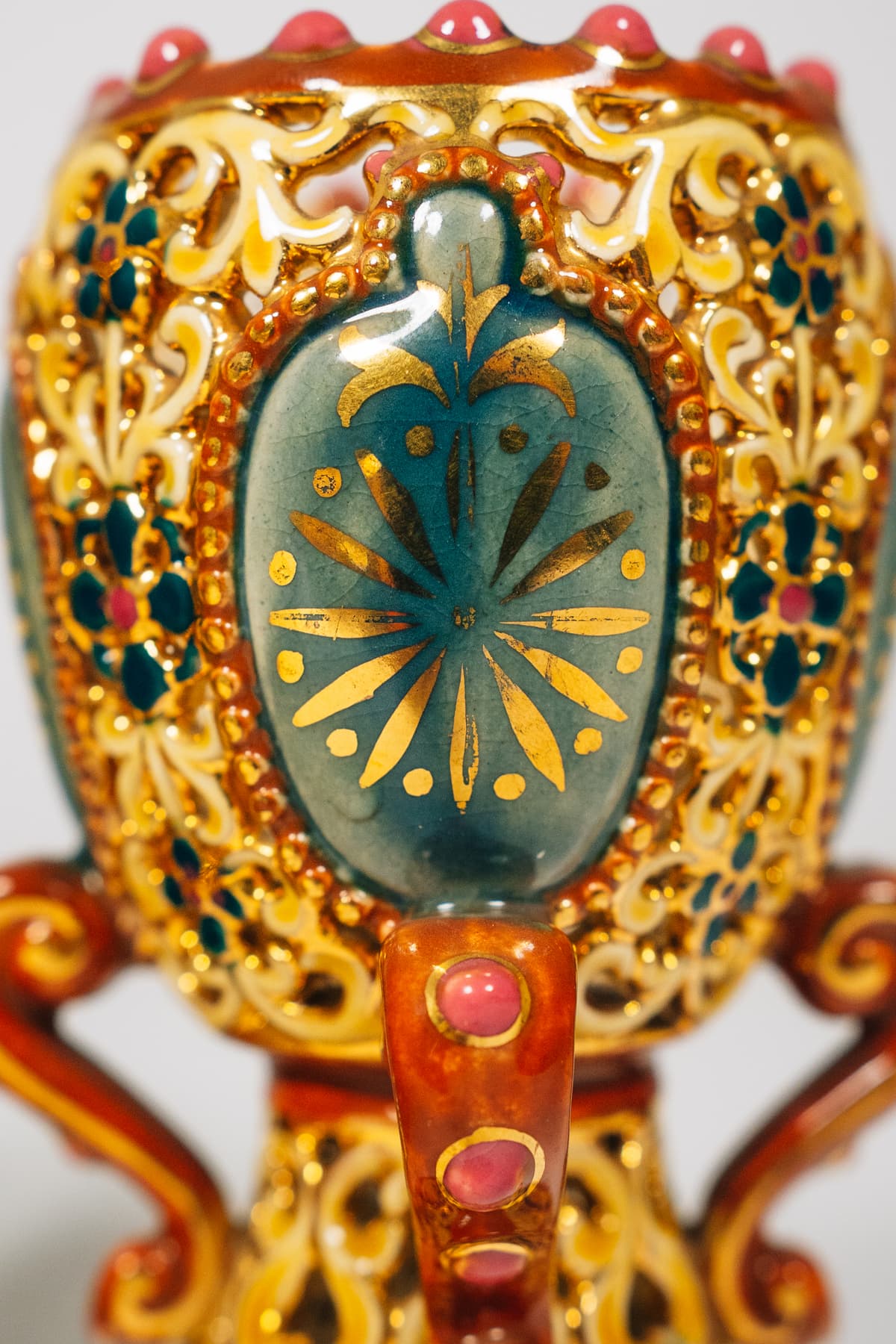 Zsolnay -Miniatűr vázapár, Wanda-sorozat