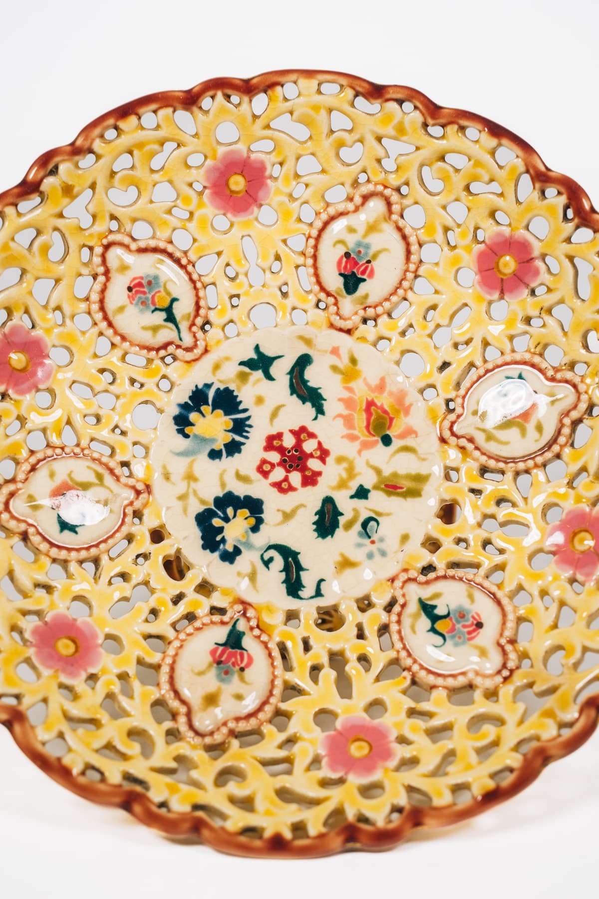 Zsolnay - Asztali talpas kínáló tál