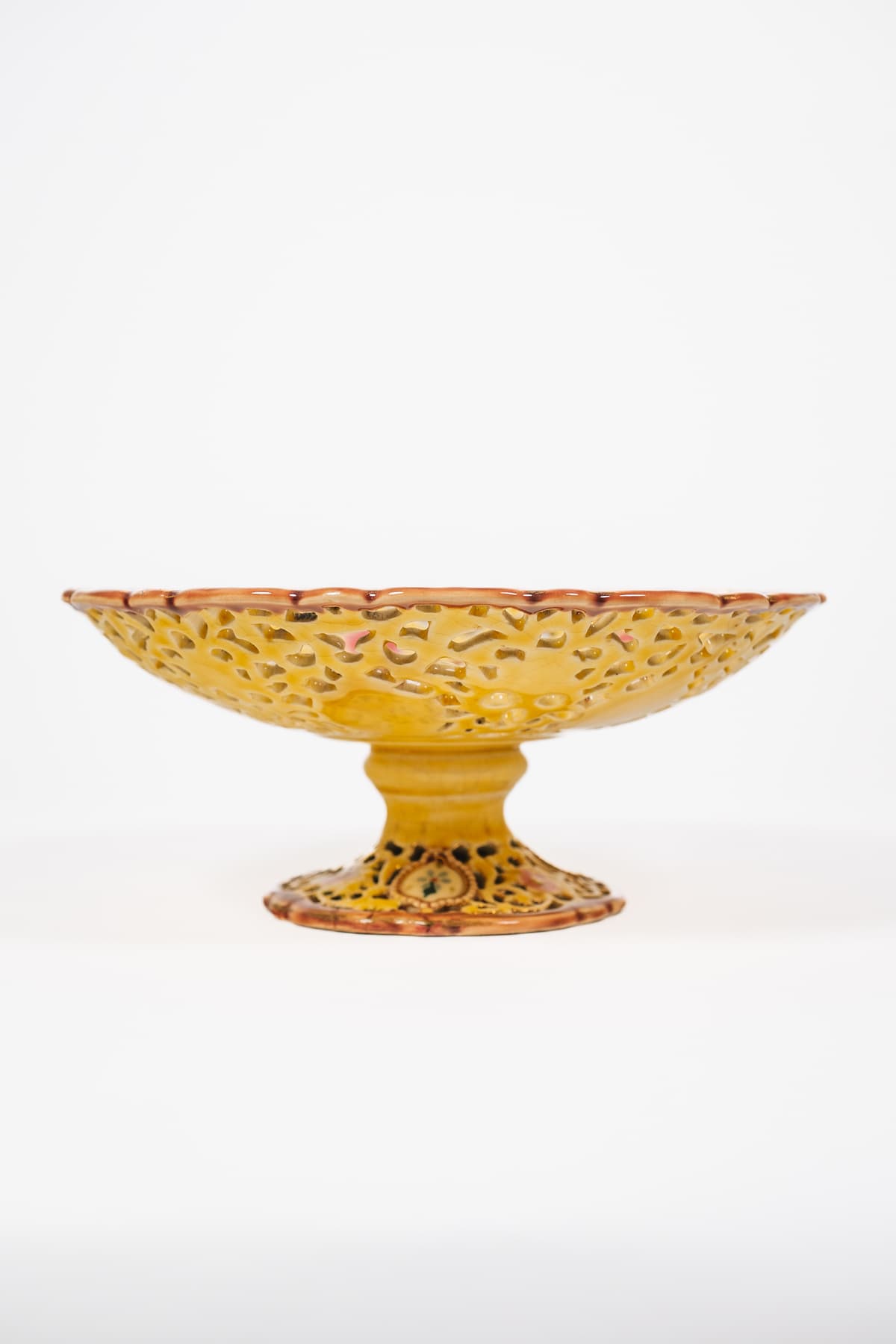 Zsolnay - Asztali talpas kínáló tál