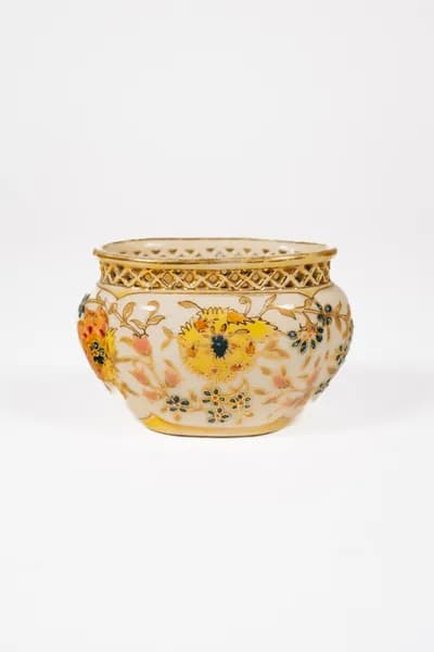 Zsolnay - Díszes porcelán kaspó - áttört peremezéssel