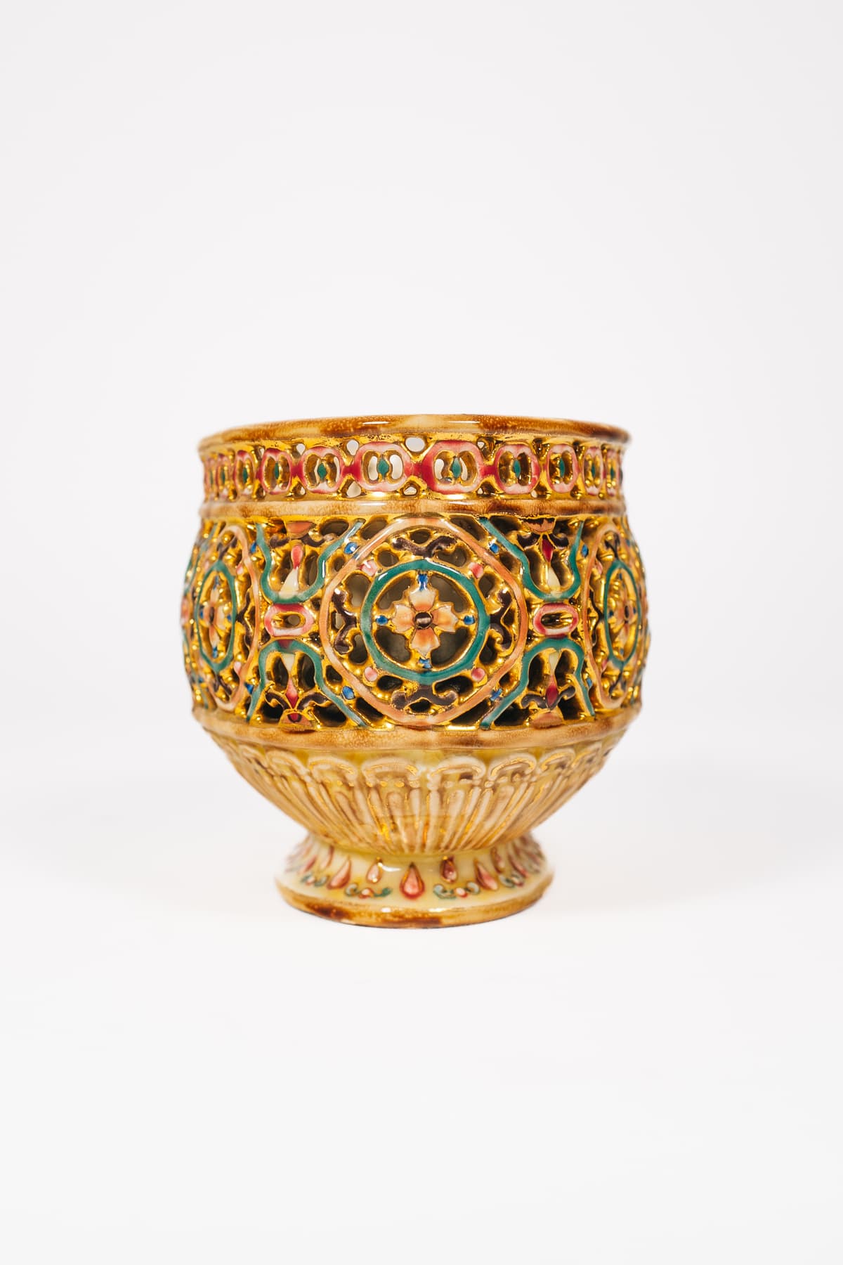 Zsolnay - Áttört falú kaspó