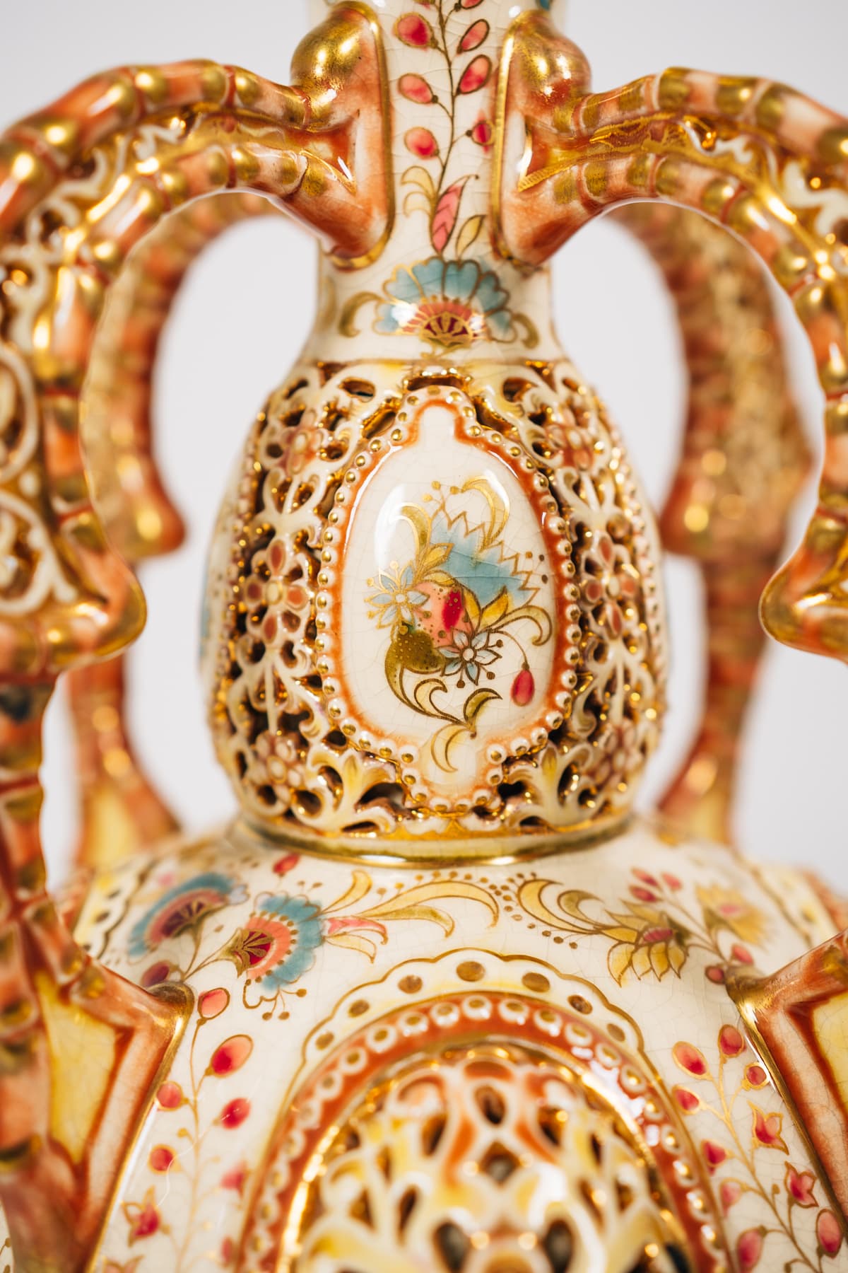 Zsolnay - Füles díszváza