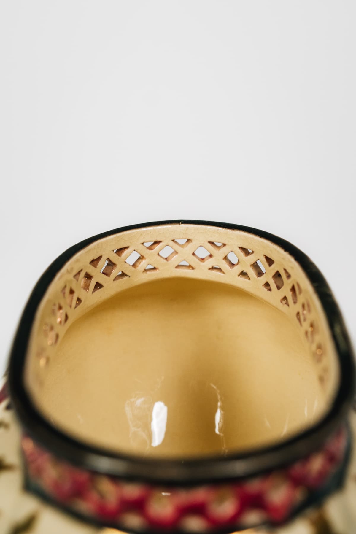 Zsolnay - Virágdíszes kaspó