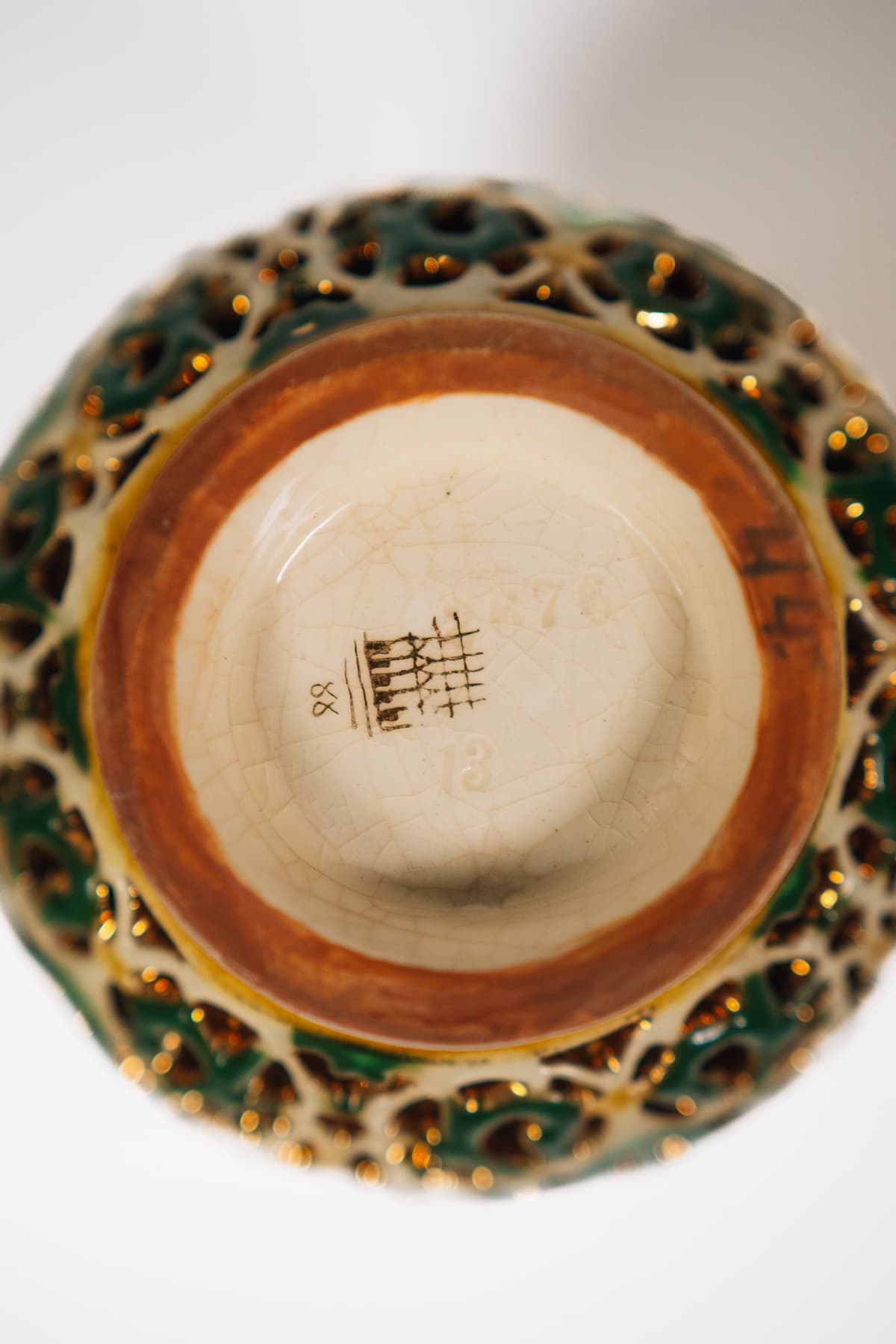 Zsolnay - Miniatűr áttört vázapár