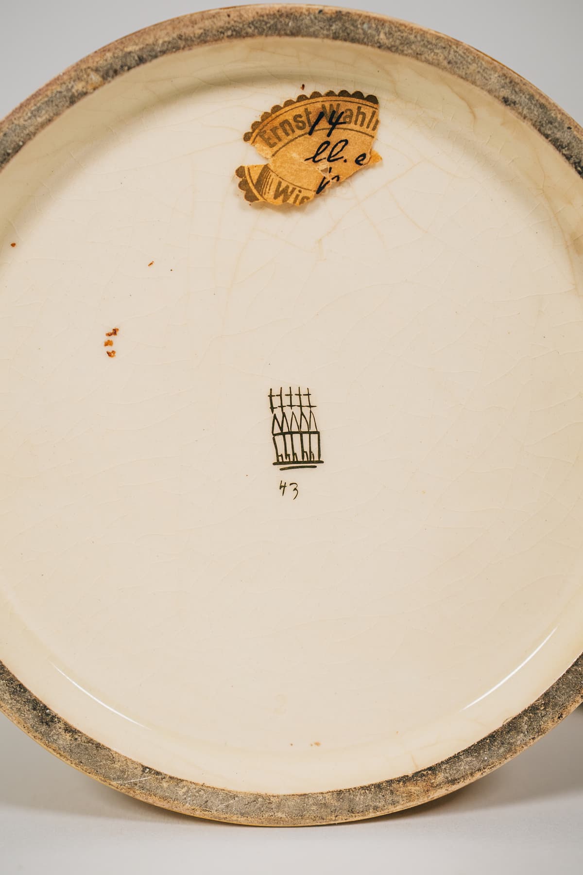 Zsolnay -Díszedény fedéllel