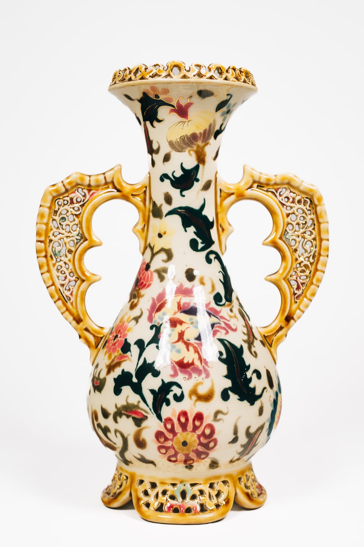 Zsolnay - Áttört füles váza