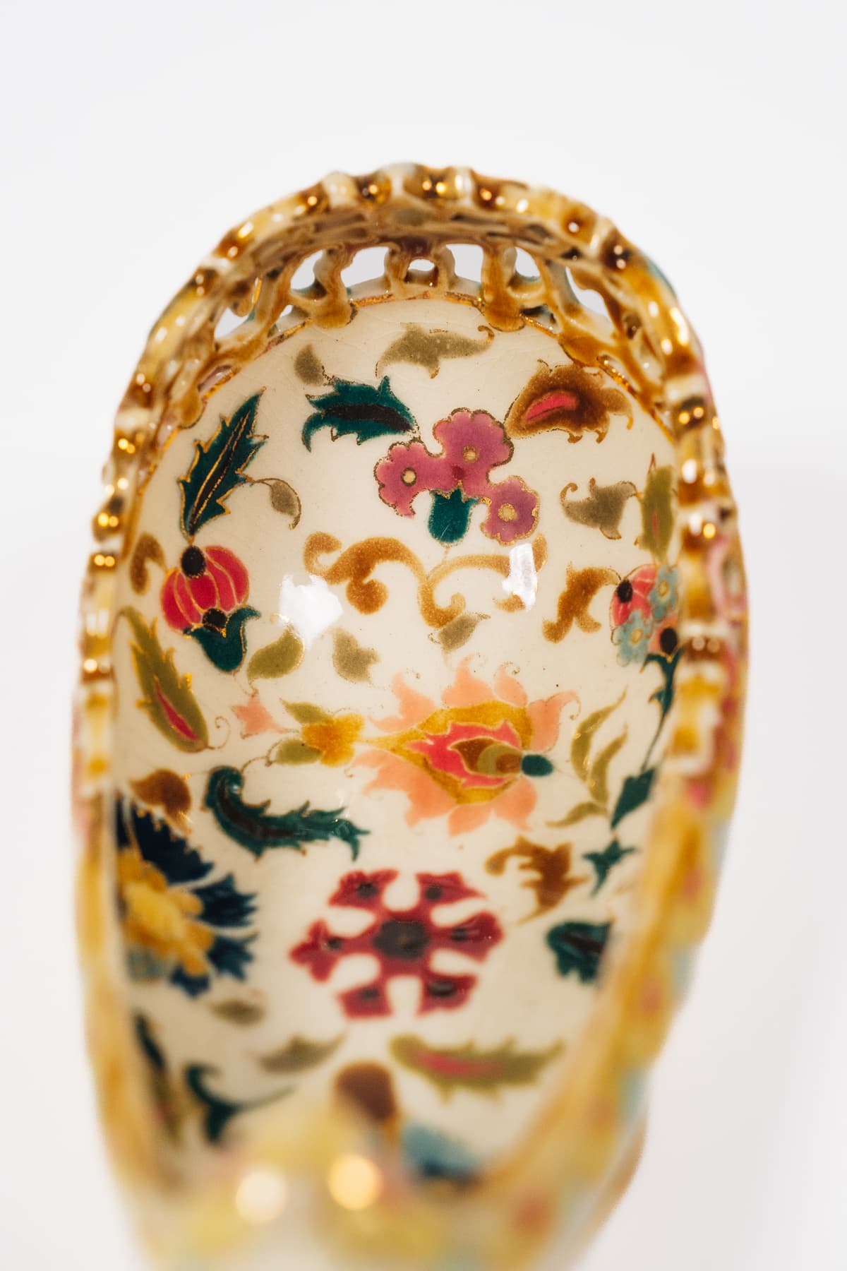 Zsolnay - Díszes kínáló