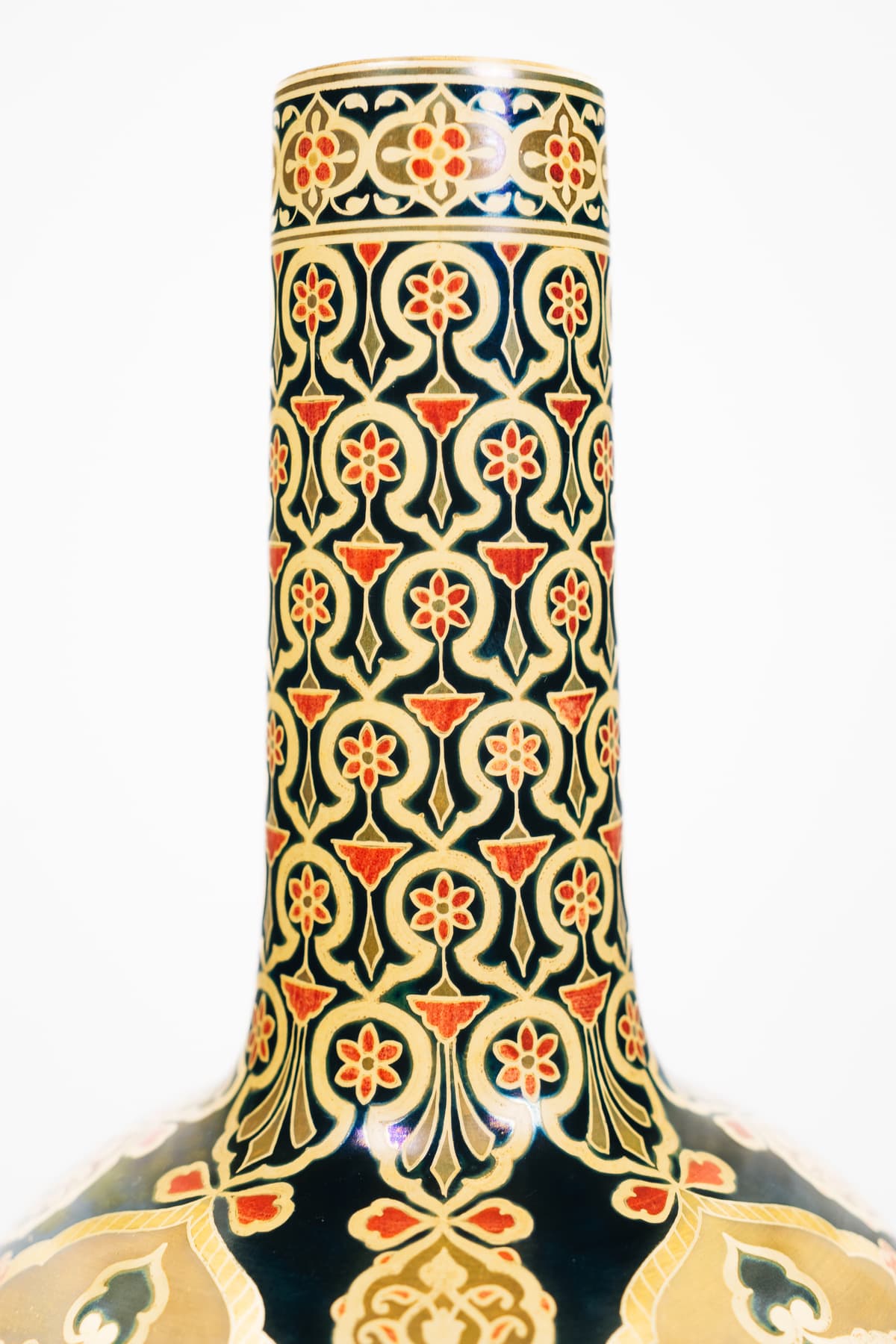 Zsolnay - Perzsa mintás váza