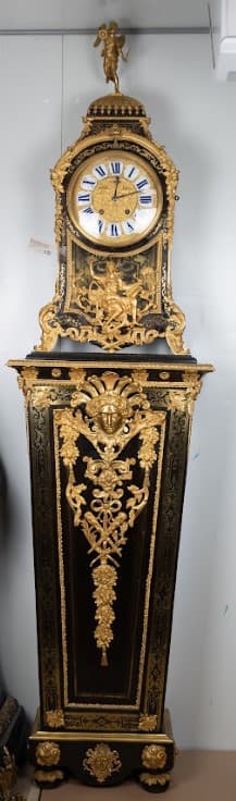 Du Quesné francia barna boulle álló óra