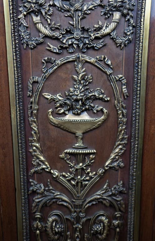 Jean-Henri Riesener stílusú francia álló óra