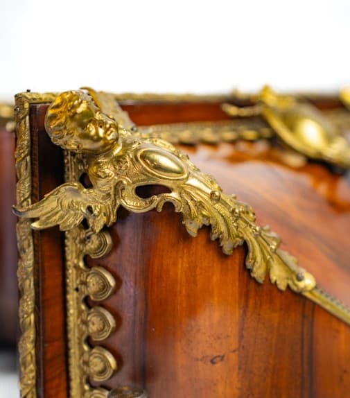 Francia fali kartell óra mahagóni és tűzi aranyozott bronz díszítés 19.század