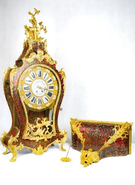French red boulle cartell clock 19th century peacock and acchantus design Martinot á Paris