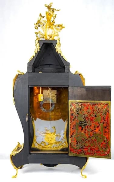 French red boulle cartell clock 19th century peacock and acchantus design Martinot á Paris