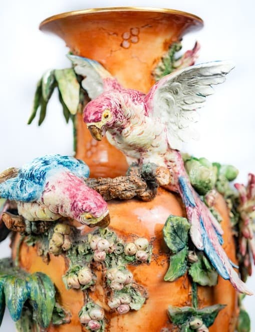 Nagyméretű papagájos váza pár 19. század