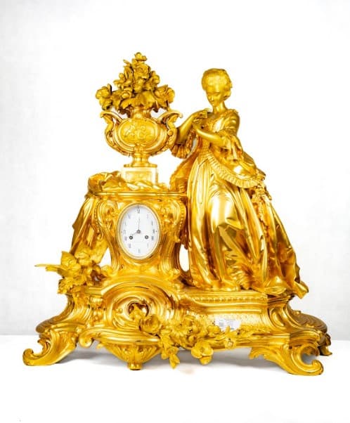 Nagyméretű tűzi aranyozott kandalló óra