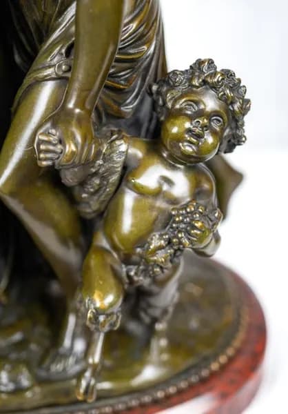 After Clodion 'Bacchanalia' bronz szobor márvány talapzattal 19.század