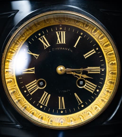 Három darabos bronz patinás fém ötvözet óra szett