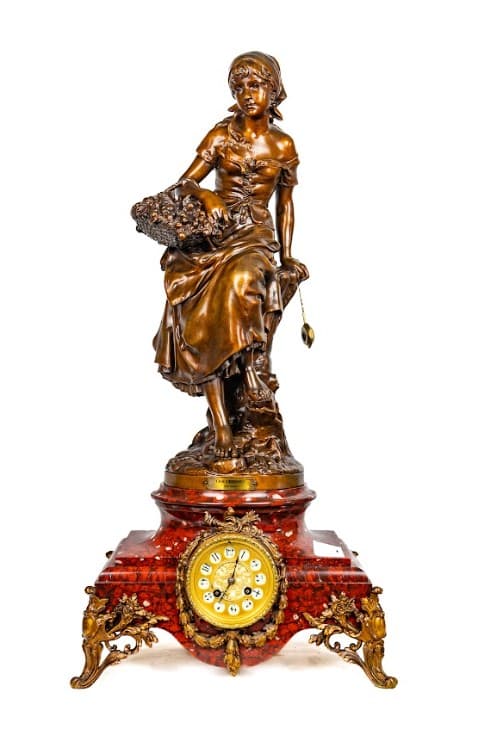 Francia bronz patinás fém óra márvány talapzaton 'Les Cérises'