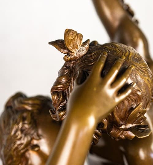 'Fugit Amor' bronz szobor