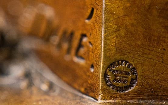 'Fugit Amor' bronz szobor