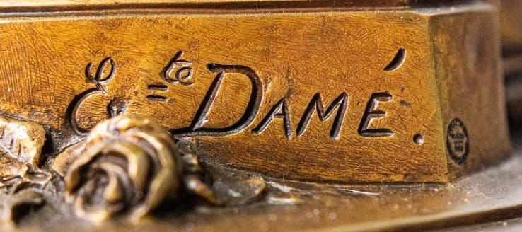 'Fugit Amor' bronz szobor