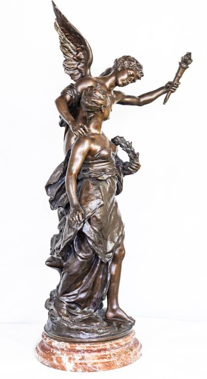 'L'Innocence' bronz szobor