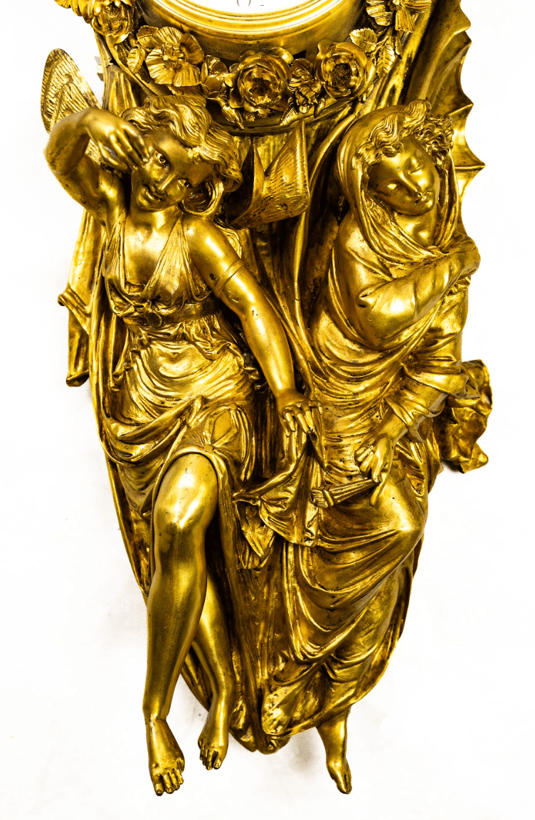 Cartel wall clock with fire-gilded 'Day and Night' puttos, very rare piece