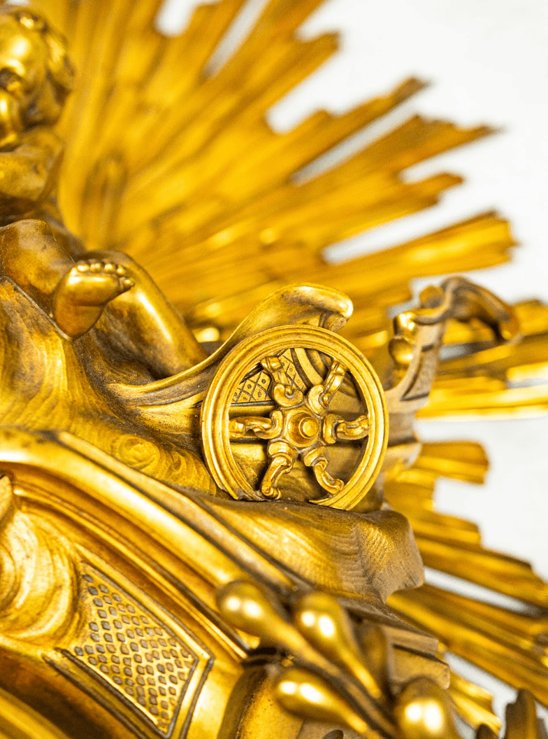 Fire gold-plated wall clock