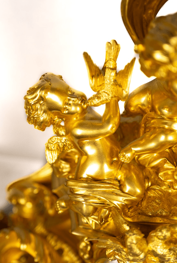 Victor Paillard tűzi aranyozott három darabos kandalló óra szett