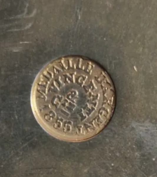Álló bordó boulle óra, tetején Kronosz dísz , III.Napóleon