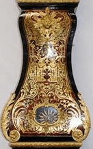 Álló bordó boulle óra, tetején Kronosz dísz , III.Napóleon
