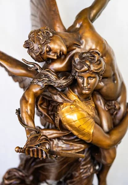 Gloria Victis bronze statue