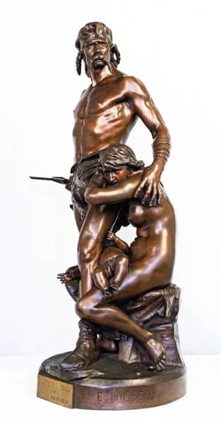 Bronze sculpture “La Défense du Foyer”