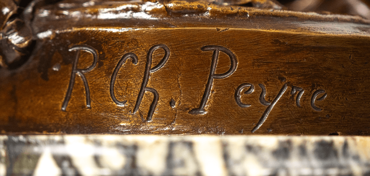 "Tre putti" bronz szobor fehér márvány talpazat