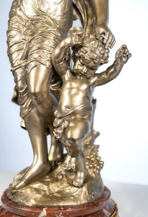 Auguste Moreau "Vénusz és Ámor" ezüstözött bronz szobor 19.század