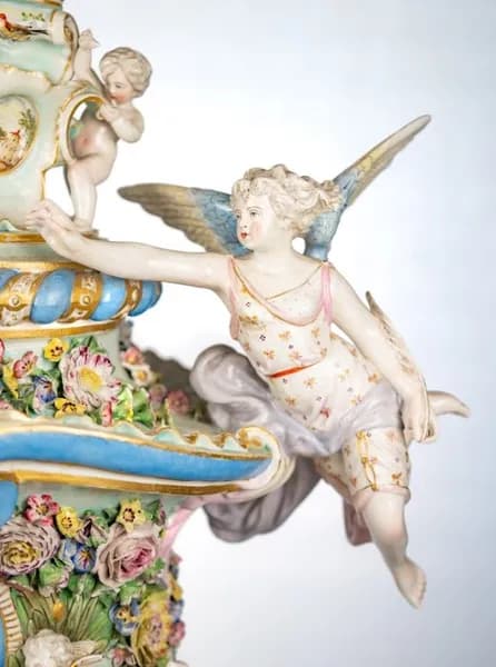 Meissen porcelain vase, 19th century
