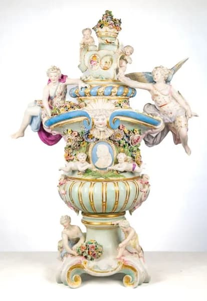 Meissen porcelain vase, 19th century