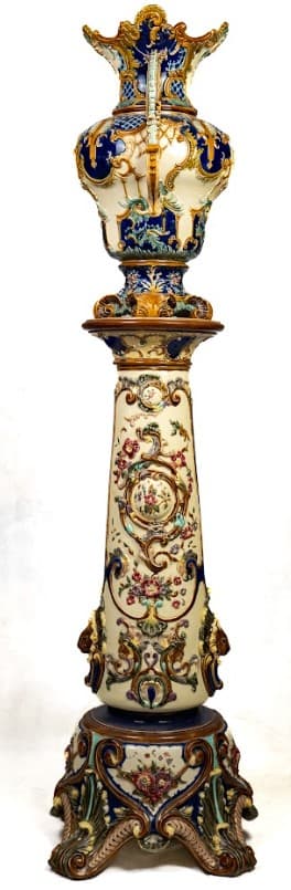 Eichwald majolika virágtartó, tartó konzollal