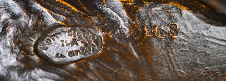 Thomas Francois Cartier 'Lionne aux Écoutes' terrakotta szobor