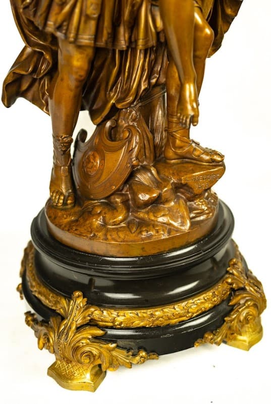 'The Fall of Carthage' bronz szobor