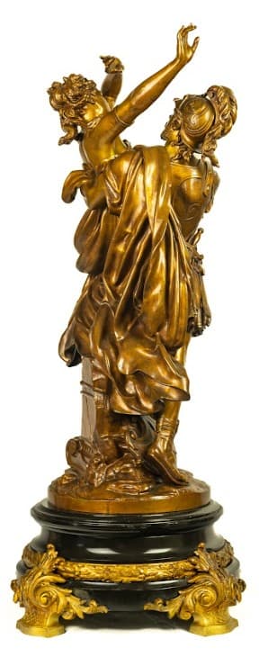 'The Fall of Carthage' bronz szobor