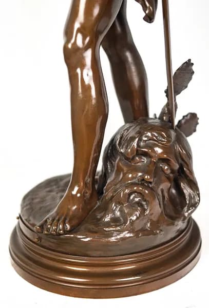 Bronze sculpture “David Vainqueur”