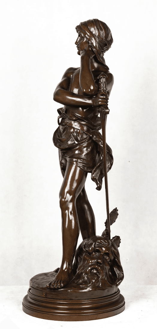 'David Vainqueur' bronz szobor