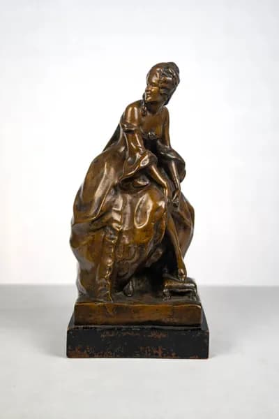 Bronze sculpture “Preparing for the Ball” by Szigfrid Pongrácz